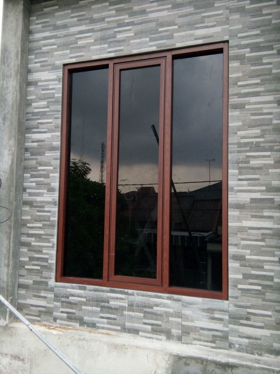 jendela aluminium